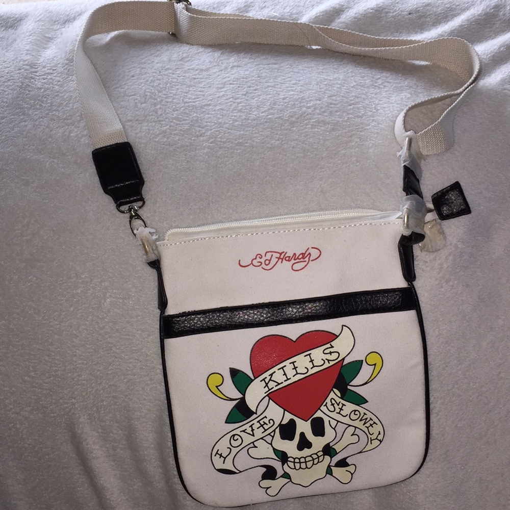 Ed hardy crossbody